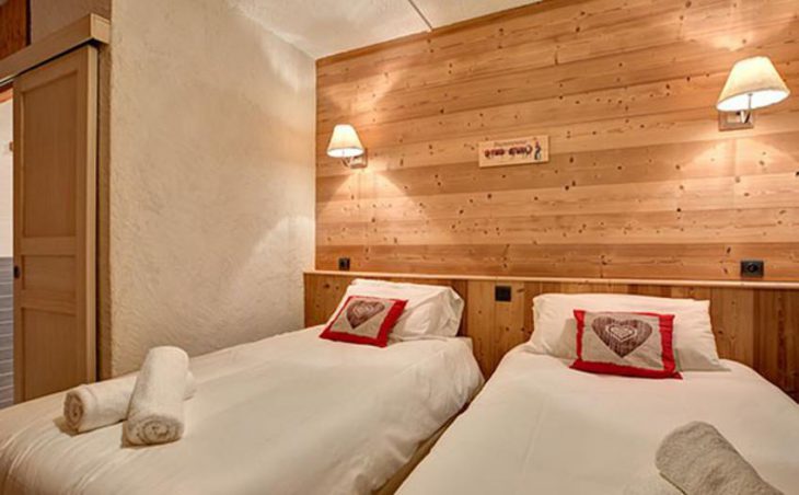 Chalet Martine, Alpe D'Huez, Twin Bedroom